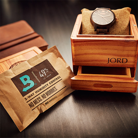 Boveda B49 Size 60 inside a JORD cedar watch vault