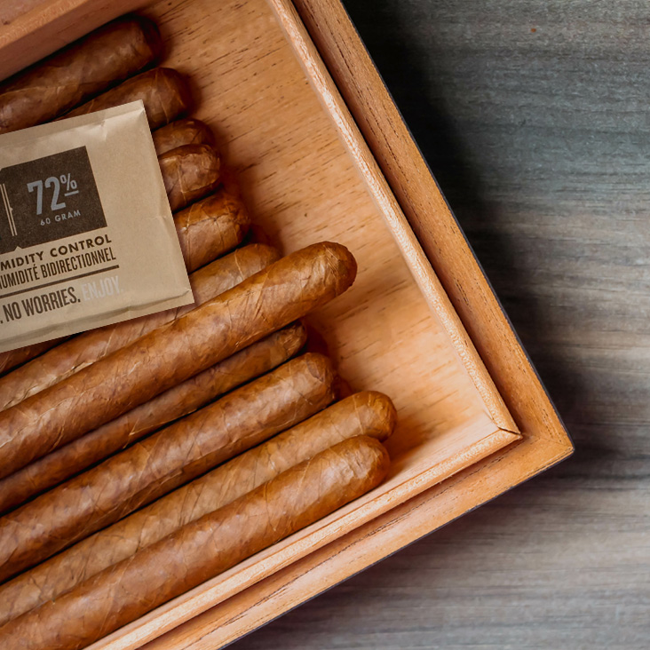 Boveda 72%RH and cigars in a humidor