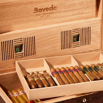 Boveda 25th Anniversary Spanish Cedar removable inside top tray and humidor inside