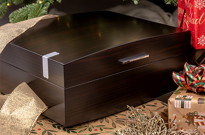 Unwrapping a Boveda Humidor